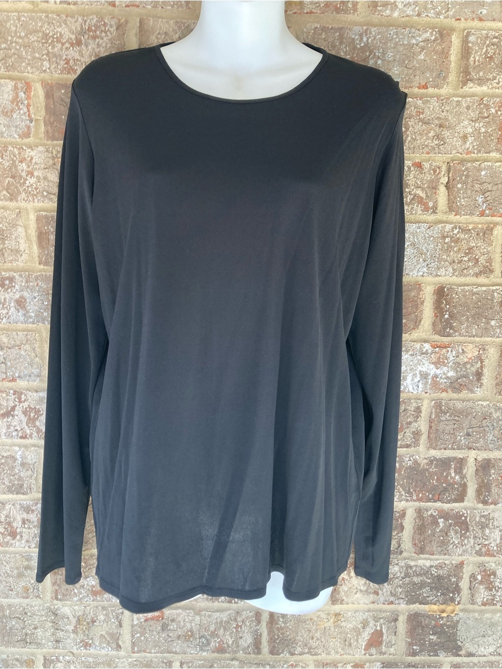 NEW Eileen Fisher black 100% silk long sleeve crew neck top L